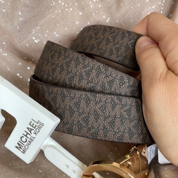 Brand New Michael Kors Reversible Brown Floral Belt w/ Gold Tone Buckle main image 8